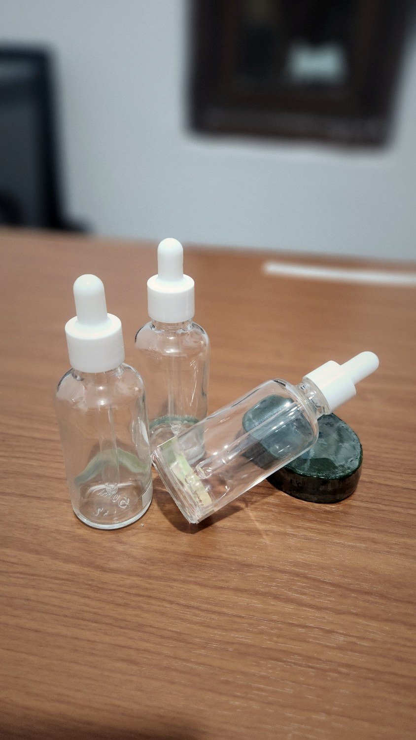 Botol dropper 50 ml dengan tutup putih